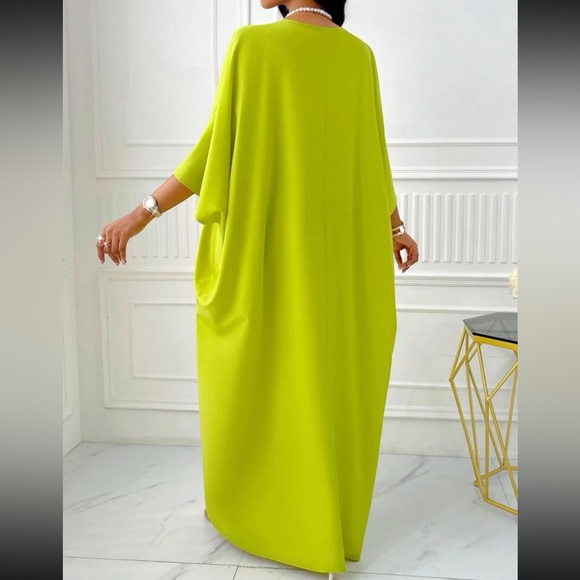 Luxe batwing sleeve V neck slit front khaftan dress - Picture 7 of 16